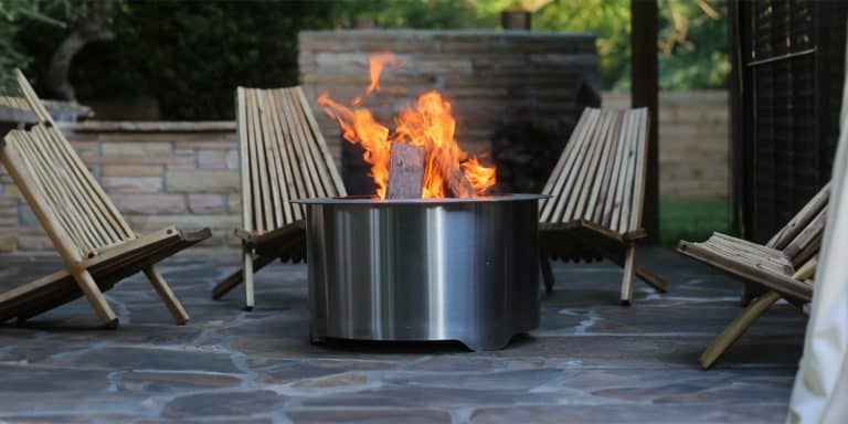 Smokeless vs. Knockdown Fire Pits: Which One Should You Choose? 
